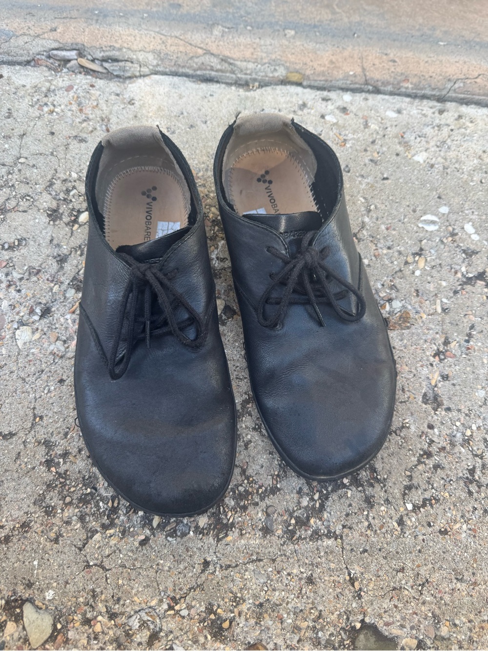 Vivo Barefoot Men's Black Leather Chukka Lace-Up Boots